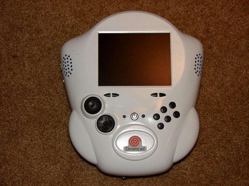 Illustration for article titled Homemade Handheld Dreamcast is the Stuff Dreams are Made Of